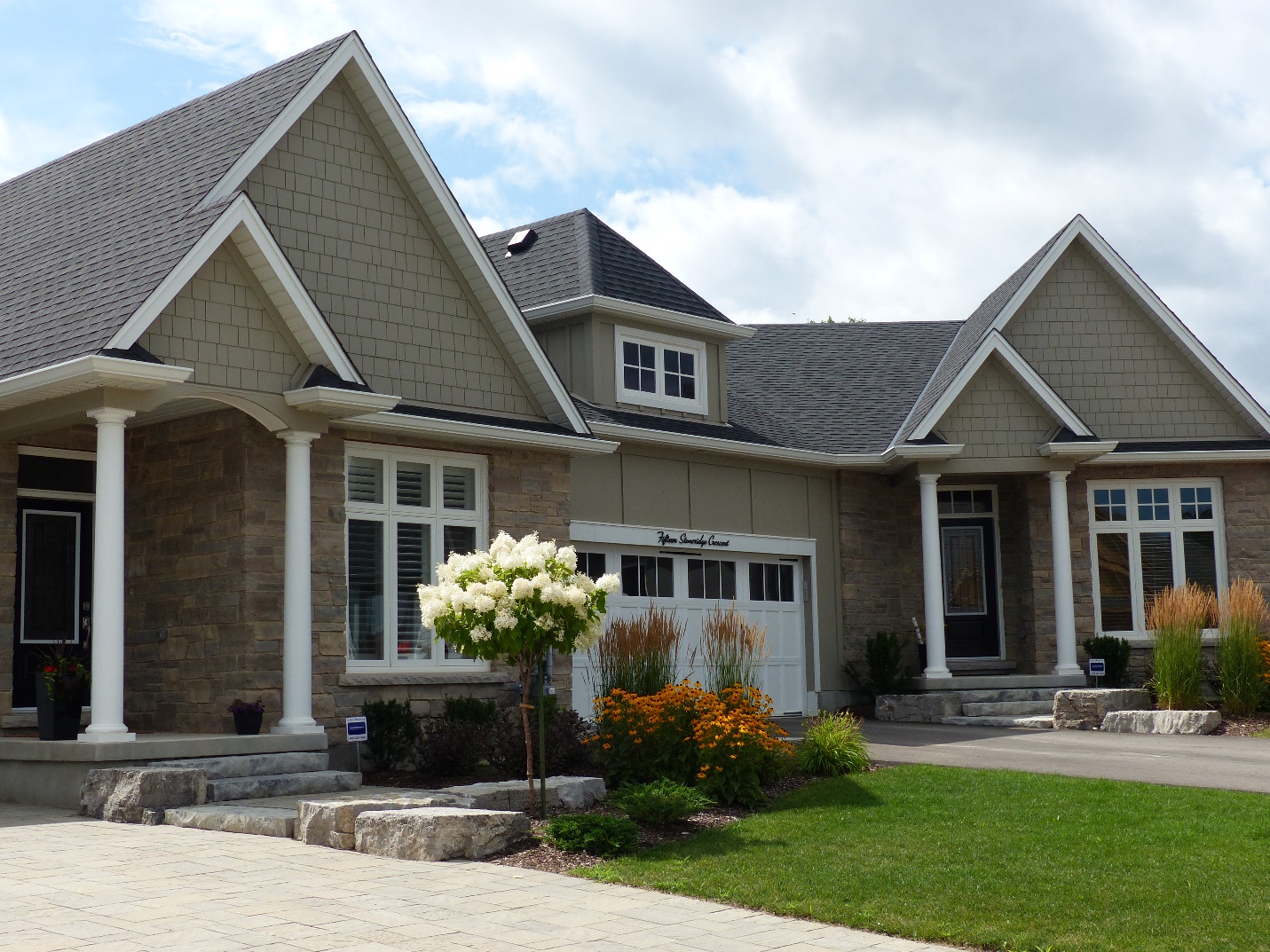 How to Read Floor Plans for Your Custom Home in Niagara