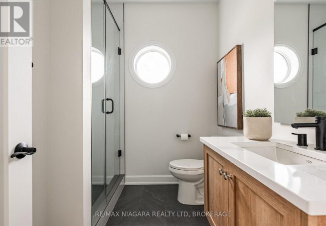 Birch B <br/>32 HARVEST DRIVE