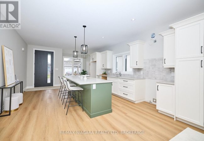 Balsam <br/>21 SUNRISE COURT NORTH