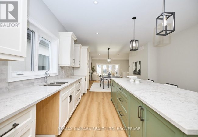 Balsam <br/>21 SUNRISE COURT NORTH